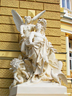 Фигура, олицетворяющая Трагедию