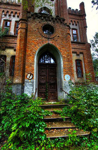 неоготичний палац